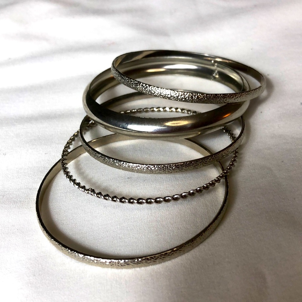 Set of 5 metal bangles bracelets